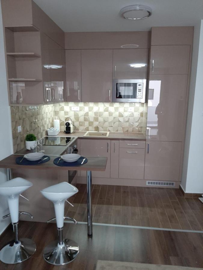 Rozsa55 2 Апартаменти *